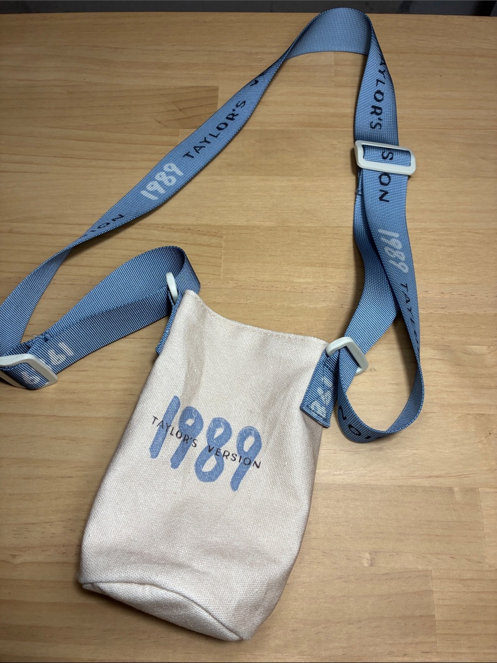 Taylor Swift Cream Crossbody Water Bottle Bag 1989 Taylor’s Version